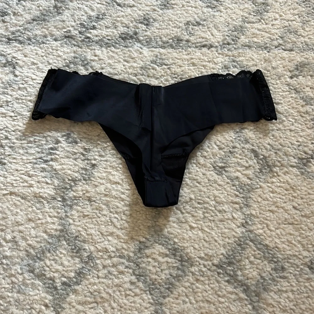 NEW Aerie Thong